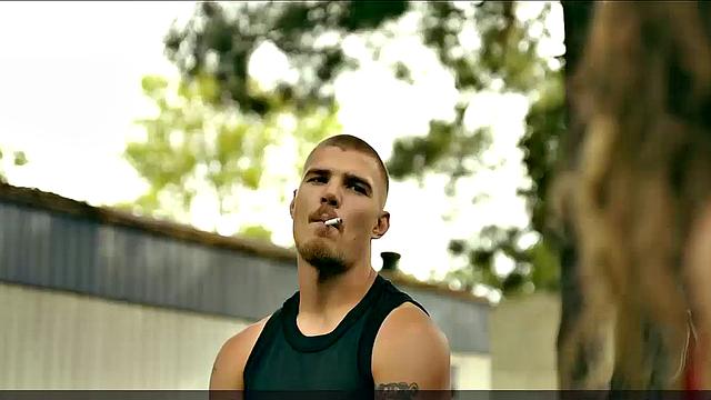 Riley Keough striptease