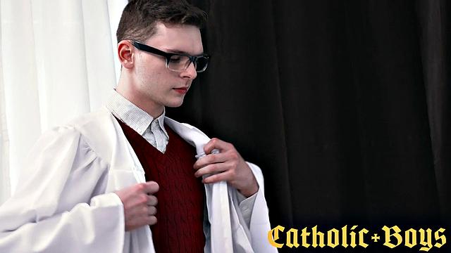 ALTAR BOY ETHAN Chapter 2 - Duties
