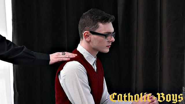 ALTAR BOY ETHAN Chapter 2 - Duties