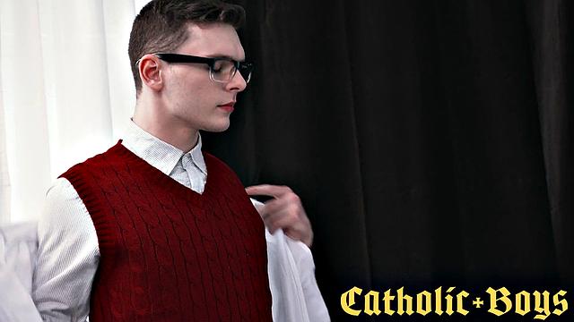 ALTAR BOY ETHAN Chapter 2 - Duties