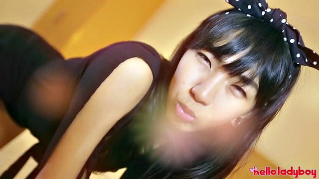 Intense Ladyboy Jerkoff