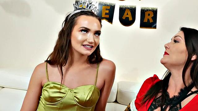 SSEXY MOMMA - New Year's Eve with Step-Mom Claire and Mia