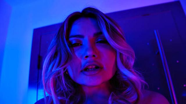 Adria Rae Hot Blonde With Real Dirty Talk and Masturbation