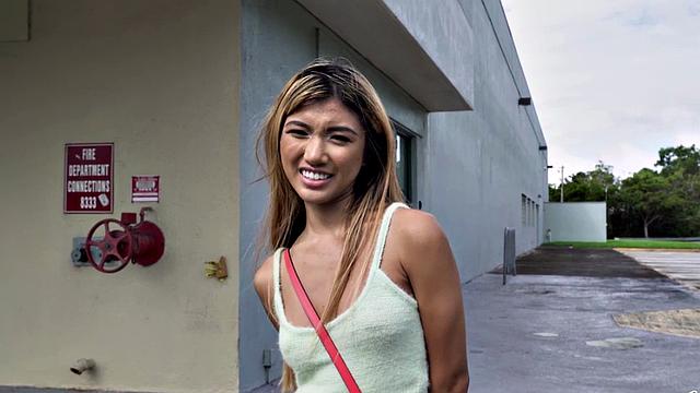 Kinky Asian chick with a tattooed body picked up and slammed in the car