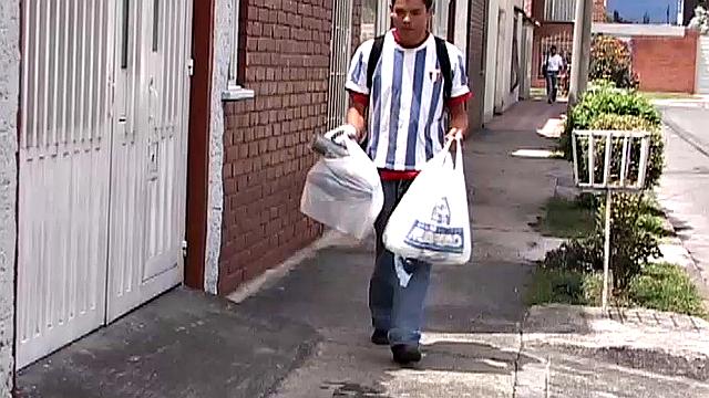 Young Latinos meet on the street and decide they want a piece of each other. In the room it doesn't take long for the horny Latin boys to hop in bed.