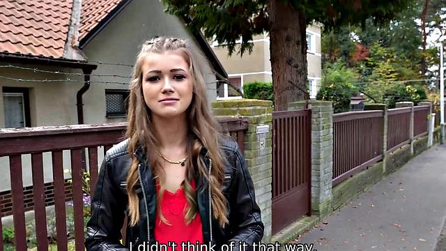 Оливия Спаркл перепутала дырку в тачке и теперь строит невинные глазки