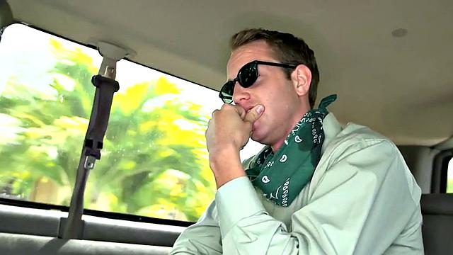 Fooled guy got handjob in car