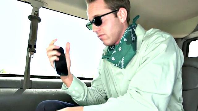 Fooled guy got handjob in car