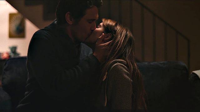 Emma Roberts erotic scenes