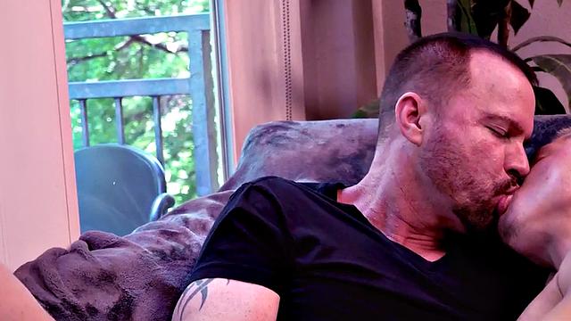 BJ MTF pussyboy fucked in pussy by gaydaddy at home