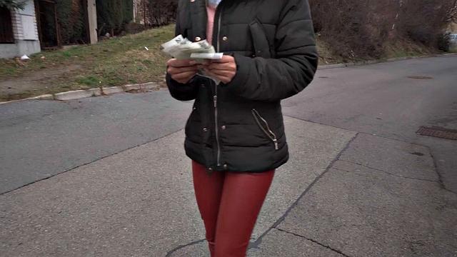 Cheap Asian babe fucked 4 cash by stranger after casting