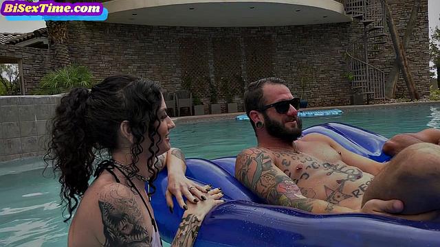 Hairycunt petite beauty fucked in 3some