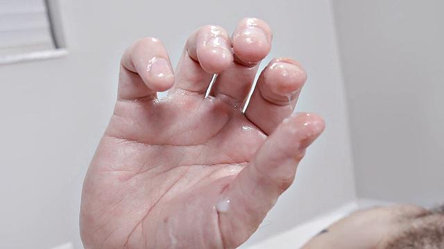 See Brian Omally Solo In 4K III