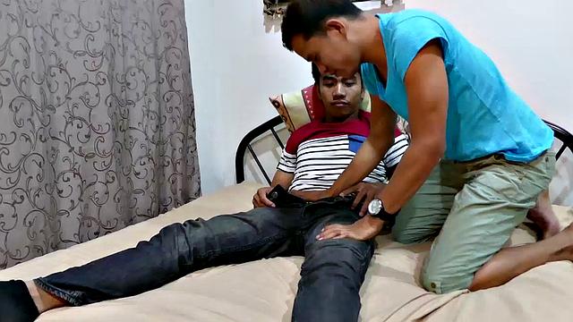 This Asian straight boy is a real looker. And his smile is enough to send me over the edge. Alex couldn't wait to get his mouth wrapped around this cute boy's cock. Robin has never had a gay blowjob before, so he was not sure what to expect.