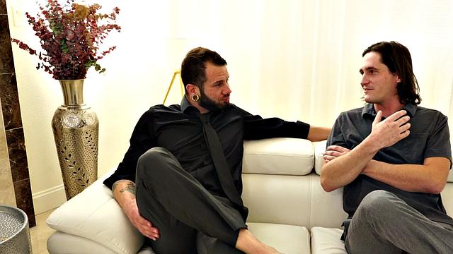 Kinky counselor barebacking while reaching around