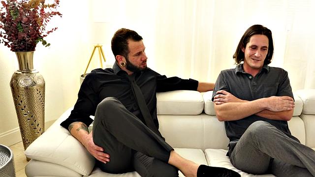 Kinky counselor barebacking while reaching around