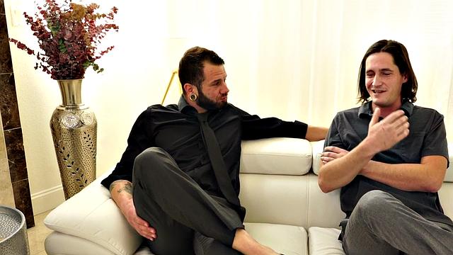 Kinky counselor barebacking while reaching around