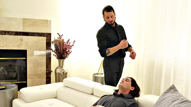 Kinky counselor barebacking while reaching around