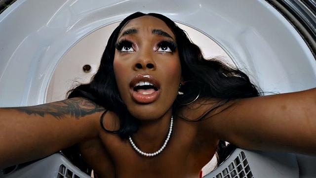 Bigbooty ebony babe stuck in washing machine and fucked