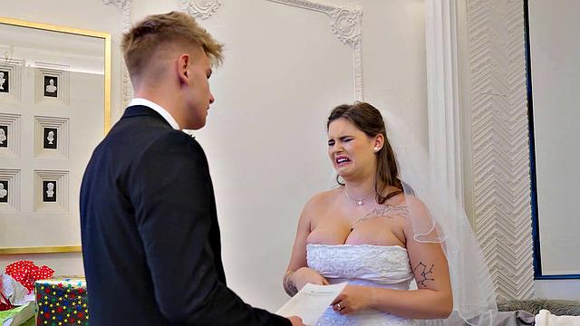 VIP4K. Bride spreads her legs in front of the wedding planner