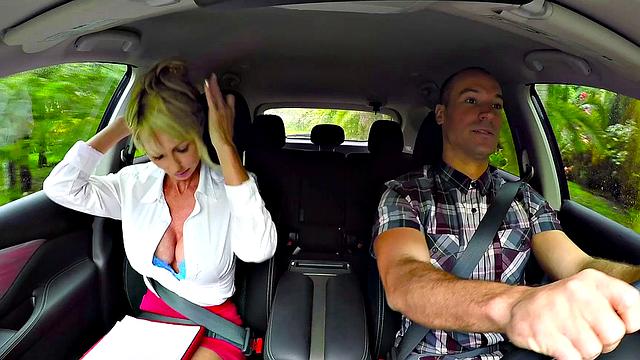 Blonde hottie in skirt gives footjob & fucks outdoors like a pro