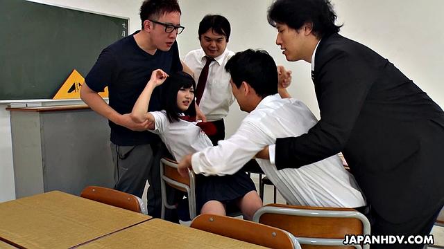 Boys Experimenting With a Teen School Girl Maria Kotobuki