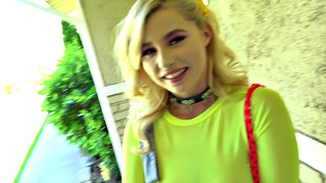 Gagging 21yo slut rims BFs asshole before pussybanged