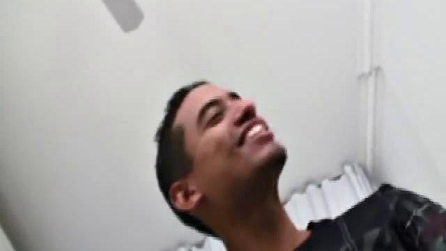 Joam Jorge, Erico Pires and Fabiam Oliveira hook up for a hot Latino threesome. Big dicks get sucked before the trio get down to some anal action. Fabiam takes Erico's hole and it's obvious the bottom is having some difficulty with his size.