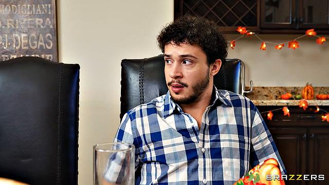 Thankful For Giving MILF