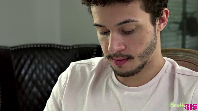 Draw Me Naked Brother - S23:E1