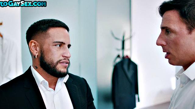 Foot fetish Black tattooed stud enjoys anal with BF