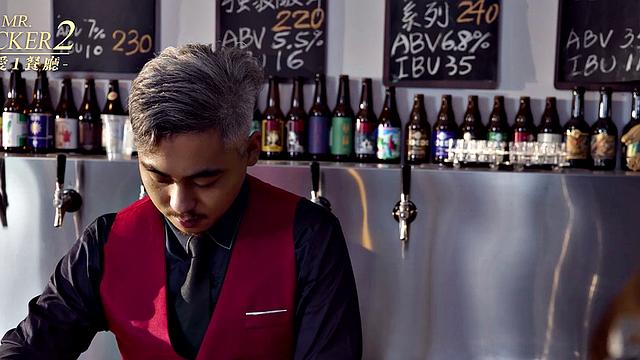 Meng Ryou Opens To Bartender About Her Lover And Gets Revange Fucked