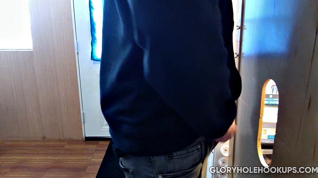 Construction Guy Tries My Gloryhole