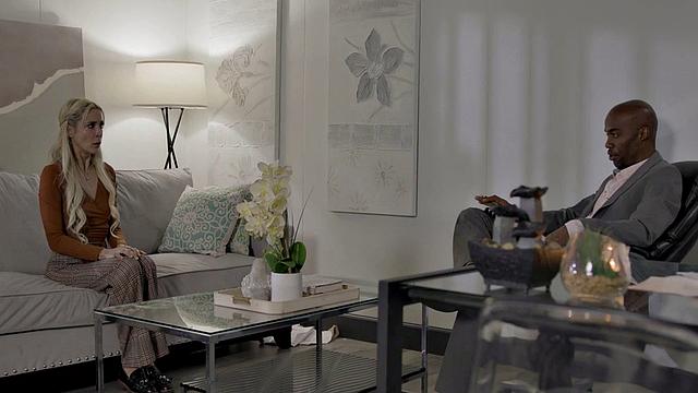 Cutie babe gets pussylicked by BBC man