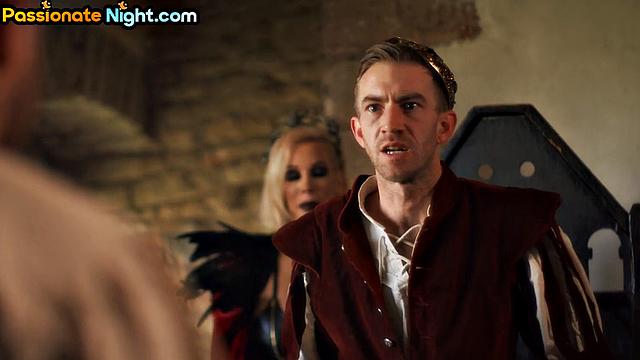 Cumthirsty big babe bouncing hard