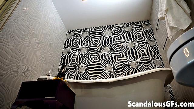 StepDad fucking stepsister in the family bathtub