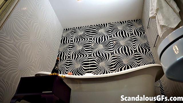 StepDad fucking stepsister in the family bathtub