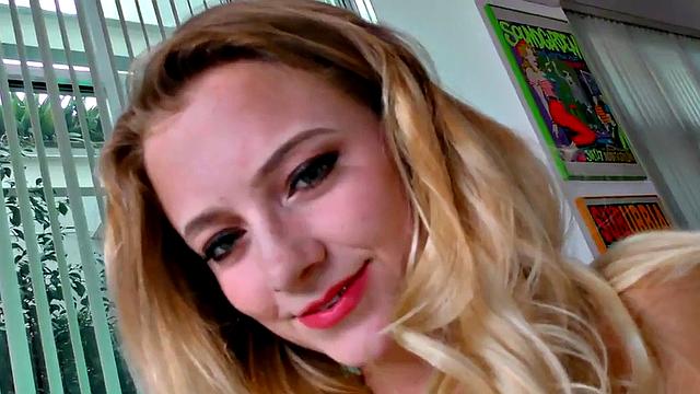 Lingerie model slowly jerking off pov bf in erotic couple