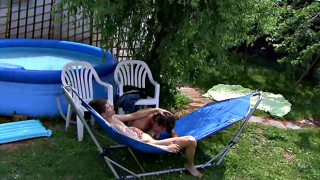 Steve Maxx жестко долбит Honza Navratil без резинки своим большим членом