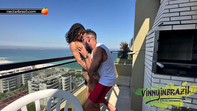 подцепил актрису на улице - дома дал ей в задницу как в кино