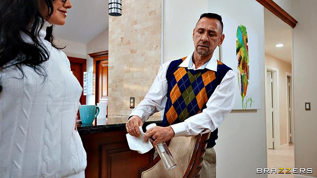 Electrifying Bored Housewife