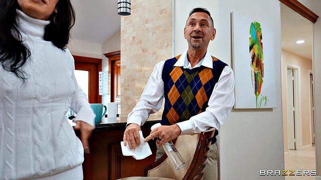 Electrifying Bored Housewife