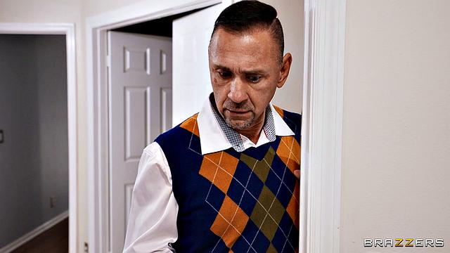 Electrifying Bored Housewife