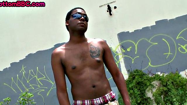 Public Black thug assfucked by white after blowjob