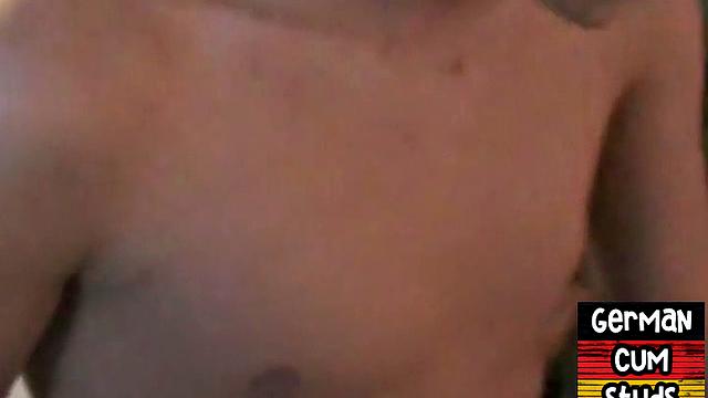German amateur barebacking and assfingering his BF