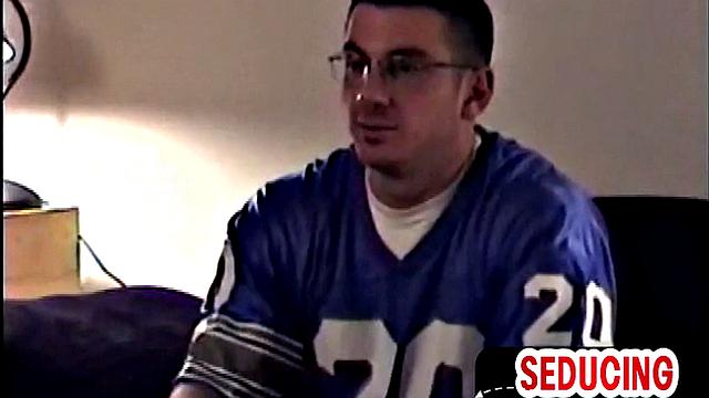 Vintage straight horny guy solo jerking off