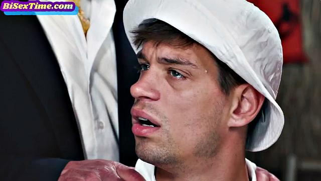 Big-titted MILF eaten out in bisex 3some