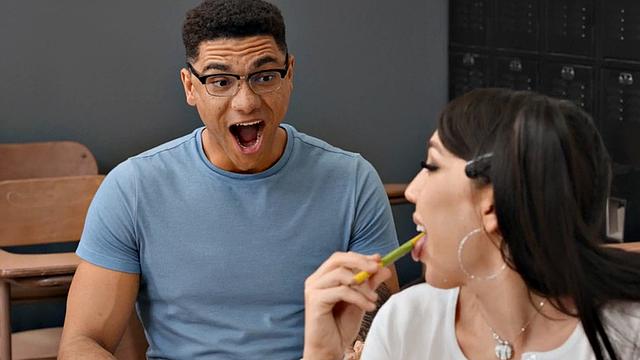 Big booty trans fucked by teacher in ass in classroom