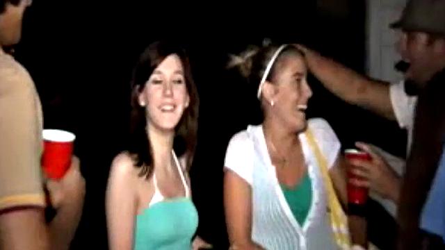 Slutty teen screws amateur cock