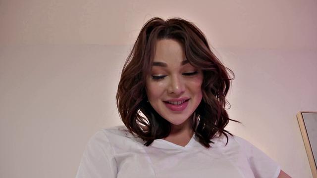 Trans Masseuse Flip Fucks Latino - GenderXFilms